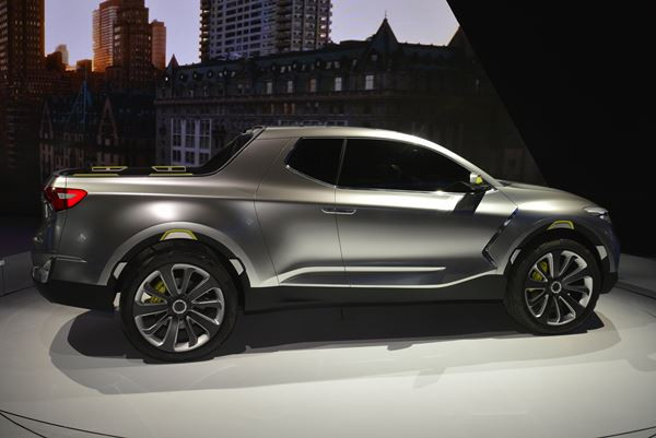 L'édition 2015 du salon de l’automobile de New York ouvre ses portes au public