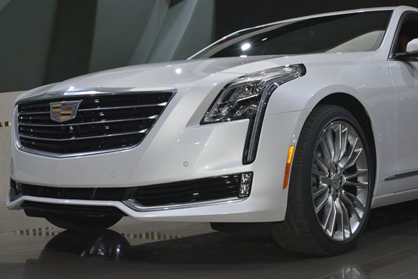 La Cadillac CT6 étend le haut de gamme de la marque américaine