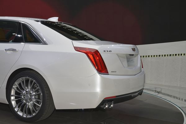 La Cadillac CT6 étend le haut de gamme de la marque américaine