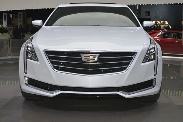 La Cadillac CT6 étend le haut de gamme de la marque américaine