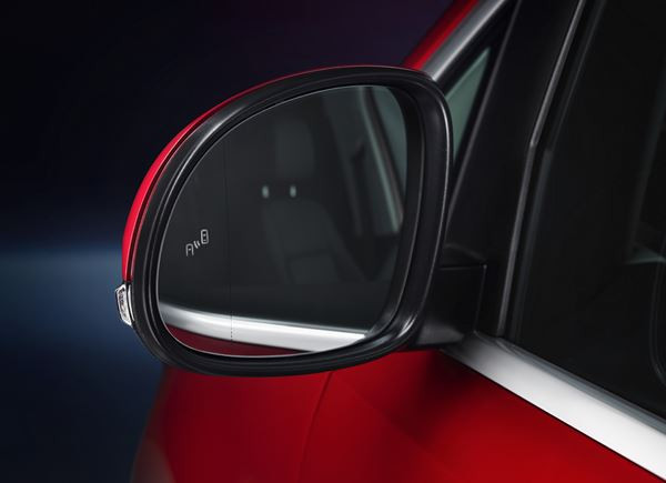 Le Seat Alhambra embarque de nouveaux systèmes d’aide à la conduite