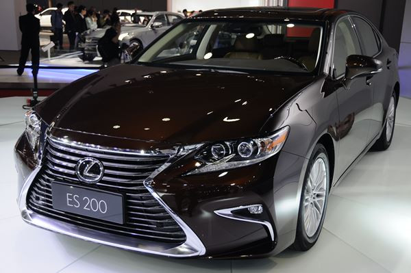 Le 16ème salon automobile de Shanghai ouvre ses portes au public
