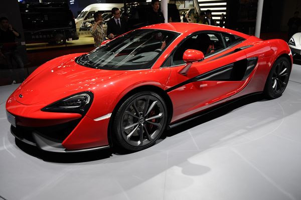 Le 16ème salon automobile de Shanghai ouvre ses portes au public