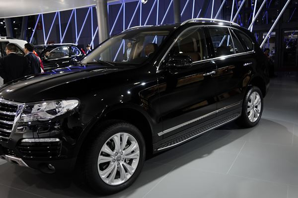 Le 16ème salon automobile de Shanghai ouvre ses portes au public
