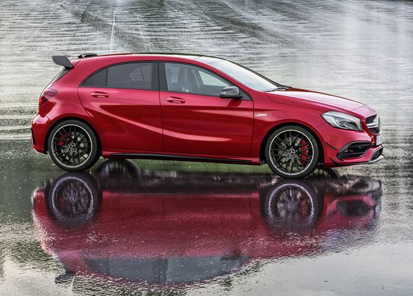 La nouvelle génération de la Mercedes Classe A AMG 45 4Matic développe 381 ch