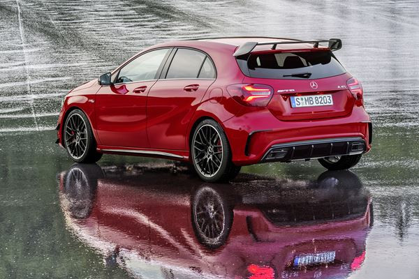 La nouvelle génération de la Mercedes Classe A AMG 45 4Matic développe 381 ch