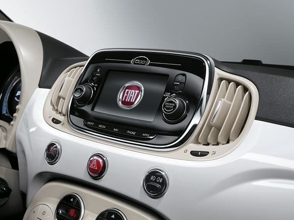 La nouvelle Fiat 500 s'offre de très légères retouches esthétiques