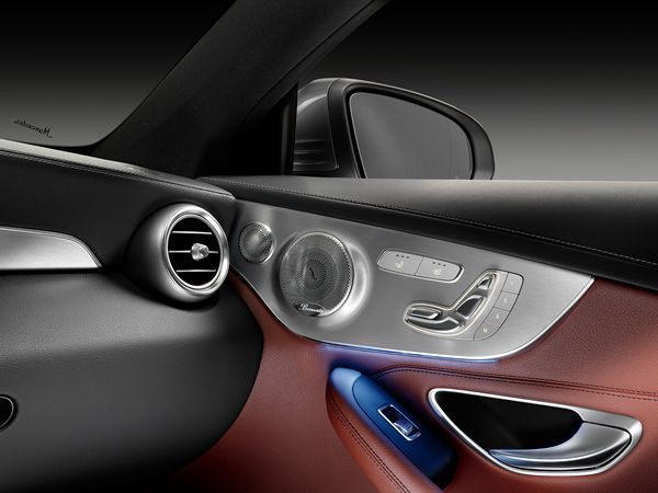 La Mercedes Classe C Coupé allie agilité sportive et luxe contemporain