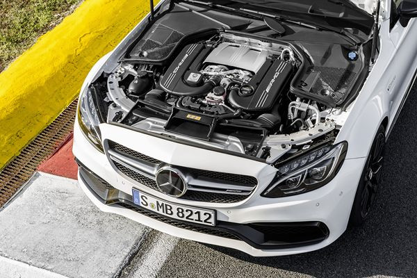 La Mercedes-AMG C 63 Coupé revendique une identité technique et visuelle propre