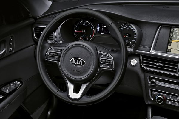 La berline Kia Optima s’offre un design modernisé et de nouvelles technologies