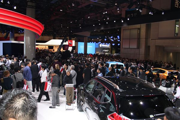 Dans les allées du 44ème salon automobile de Tokyo