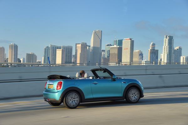 La Mini Cabriolet change de génération