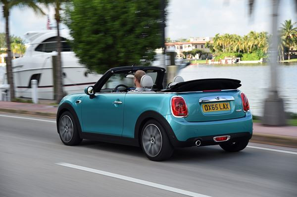 La Mini Cabriolet change de génération