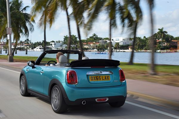 La Mini Cabriolet change de génération