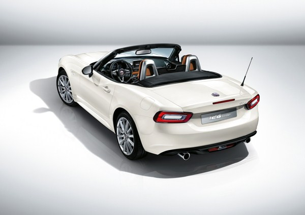 Fiat 124 Spider : un petit roadster au style italien