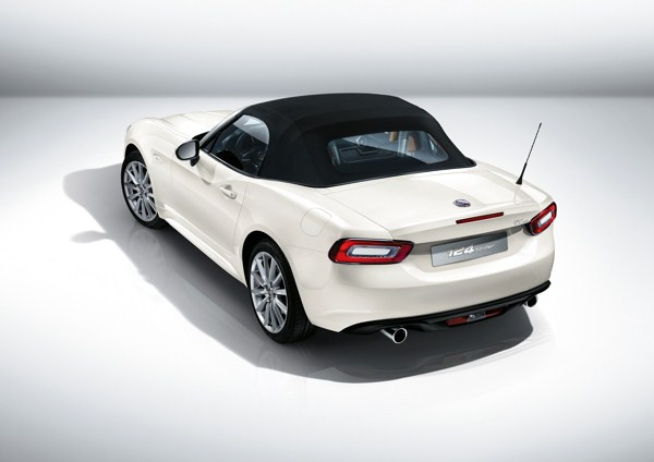 Fiat 124 Spider : un petit roadster au style italien