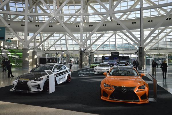 Dans les allées du salon automobile international 2015 de Los Angeles
