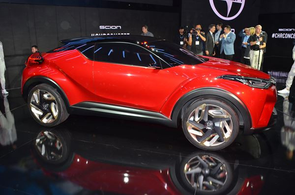 Dans les allées du salon automobile international 2015 de Los Angeles