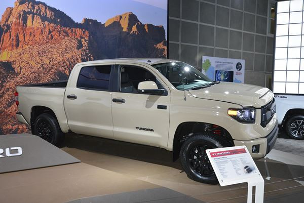 Dans les allées du salon automobile international 2015 de Los Angeles