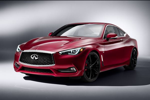 Le coupé sport Infiniti Q60 affiche un design tout en puissance