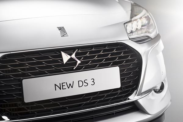 La parisienne chic et branchée DS 3 reçoit une nouvelle face avant
