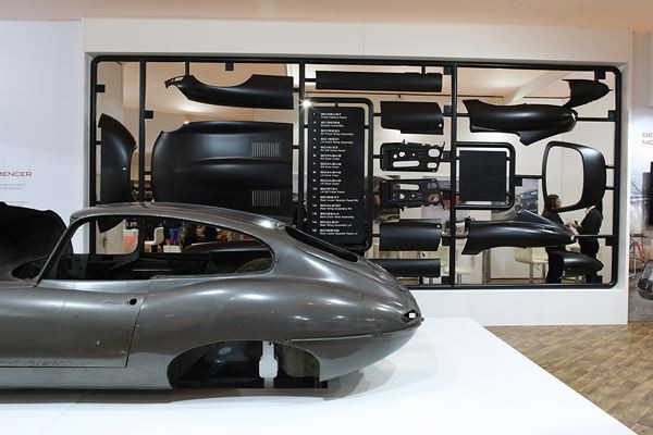 L'édition 2016 du salon Rétromobile ouvre ses portes
