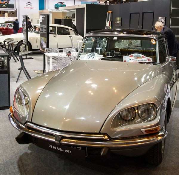 L'édition 2016 du salon Rétromobile ouvre ses portes