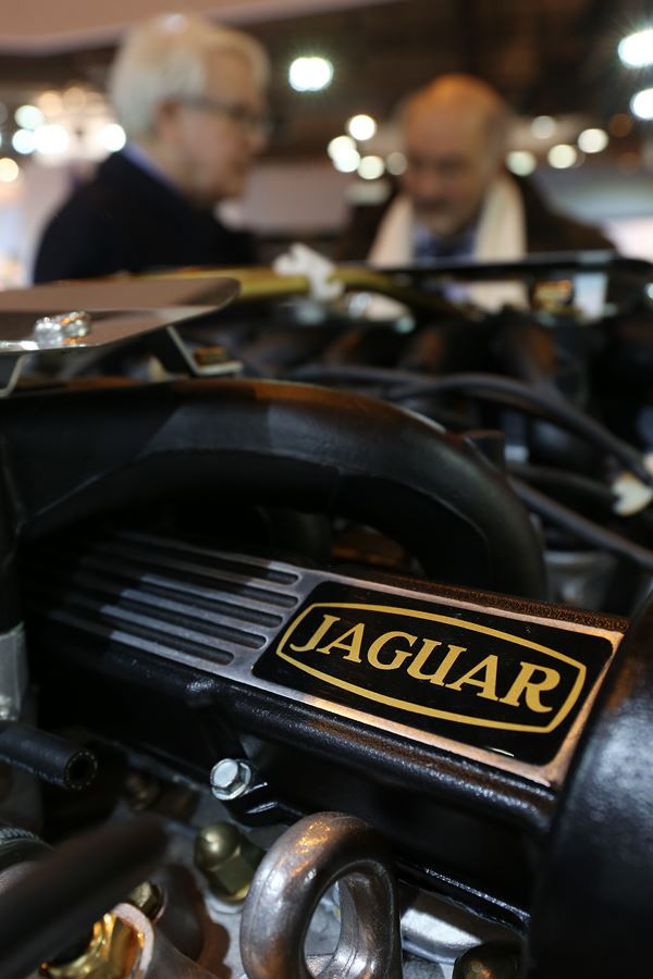 L'édition 2016 du salon Rétromobile ouvre ses portes