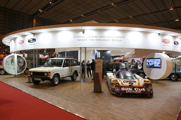 L'édition 2016 du salon Rétromobile ouvre ses portes