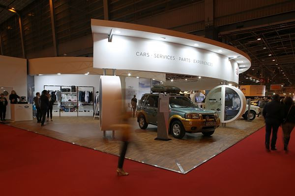 L'édition 2016 du salon Rétromobile ouvre ses portes