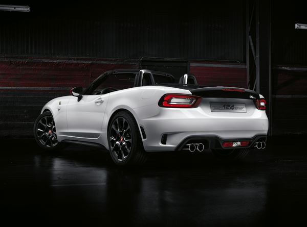 L'Abarth 124 spider est conçue pour les sensations et les performances