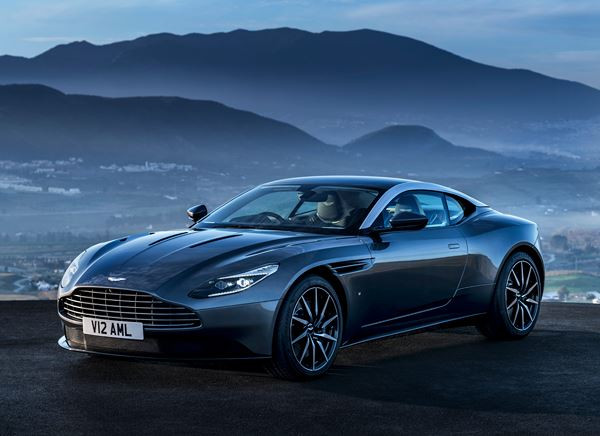 L'Aston Martin DB11 embarque un moteur V12 biturbo de 608 ch