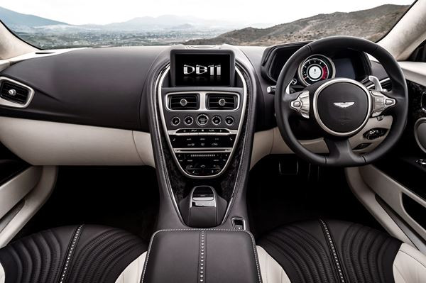 L'Aston Martin DB11 embarque un moteur V12 biturbo de 608 ch