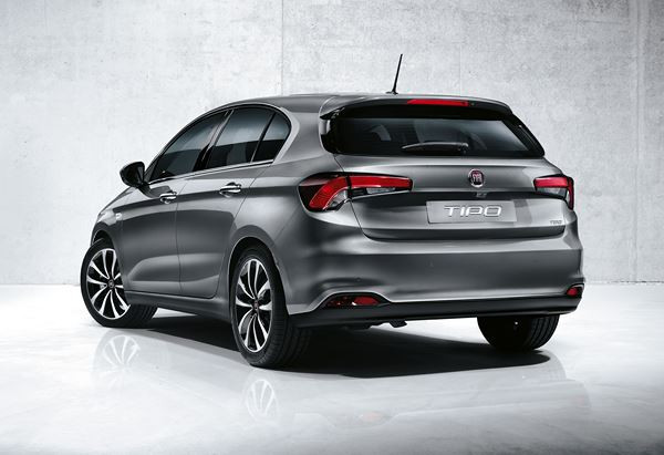 La Fiat Tipo se décline en version cinq portes fonctionnelle