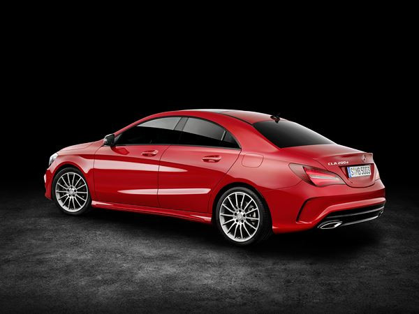 Le Mercedes CLA Coupé s'offre un restylage