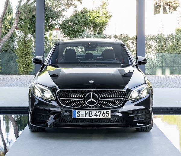 La Mercedes-AMG E 43 4Matic embarque un V6 biturbo 3.0 litres de 401 ch