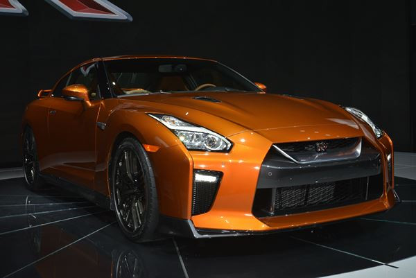 L'édition 2016 du salon de l’automobile de New York ouvre ses portes au public
