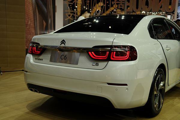 La Citroën C6 s'installe en Chine