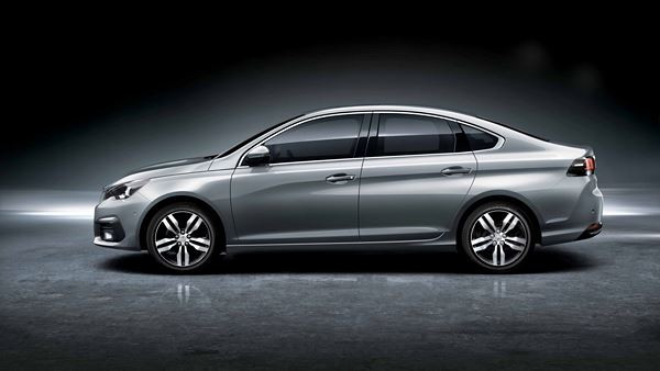 La Peugeot 308 Berline se dévoile au salon de Pékin