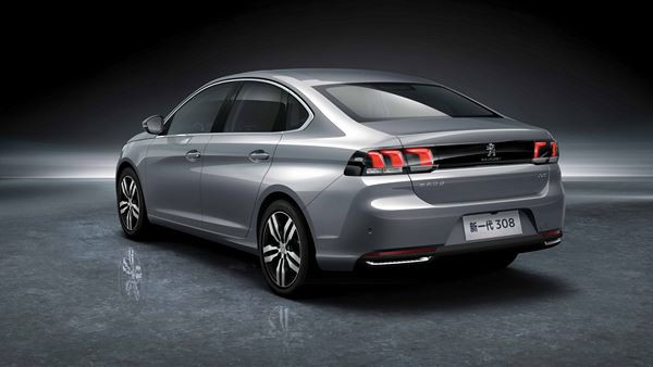 La Peugeot 308 Berline se dévoile au salon de Pékin