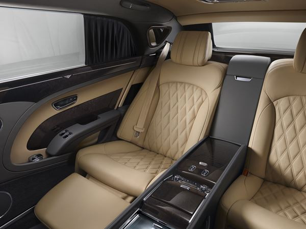 La Bentley Mulsanne Extended Wheelbase vise le confort d'une classe affaires