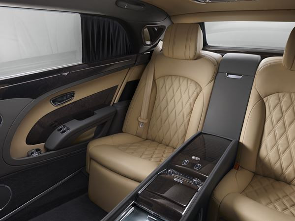 La Bentley Mulsanne Extended Wheelbase vise le confort d'une classe affaires