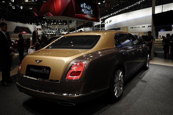 Dans les allées du salon de l'automobile de Pékin 2016