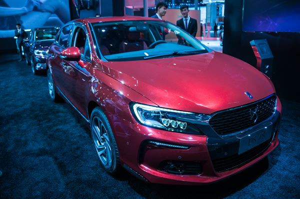 Dans les allées du salon de l'automobile de Pékin 2016