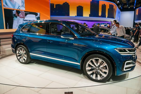 Dans les allées du salon de l'automobile de Pékin 2016