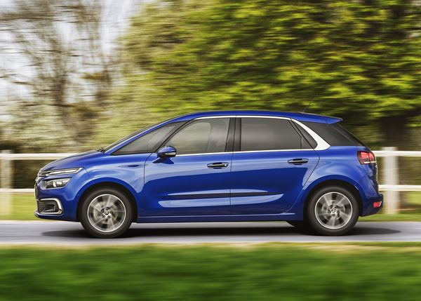Le Citroën C4 Picasso s'offre une nouvelle face avant