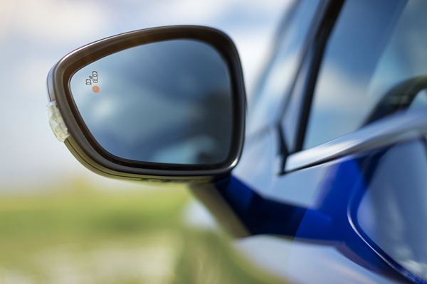 Le Citroën C4 Picasso s'offre une nouvelle face avant