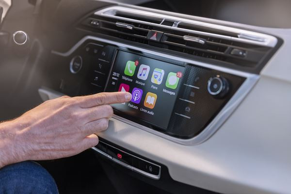 Le Citroën C4 Picasso s'offre une nouvelle face avant