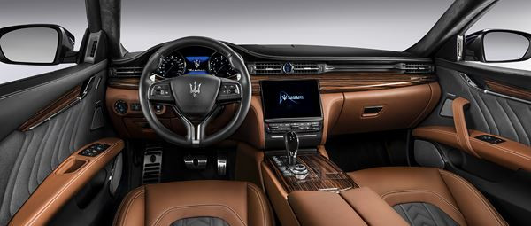 La Maserati Quattroporte s'offre un léger restylage