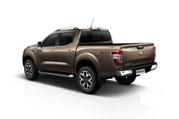 Le pick-up d’une tonne Renault Alaskan intègre une face avant imposante